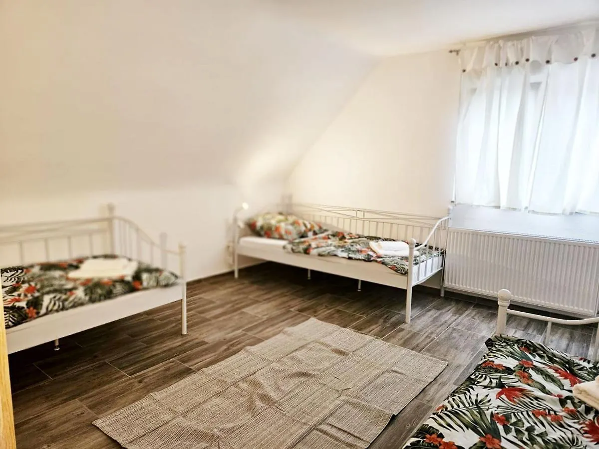 Work & Stay In Mannheim 0*,